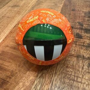 Mini Verse Make It Mini Ultra Rare Beetlejuice Shrimp Cocktail Ball